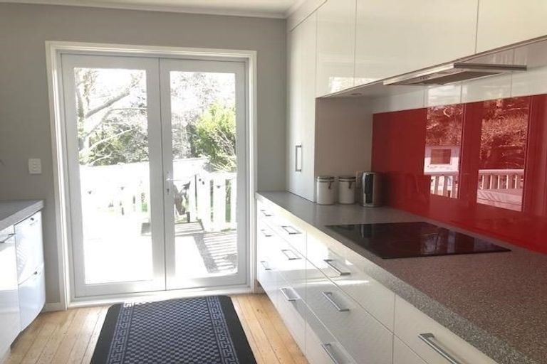 Photo of property in 15 Cunliffe Street, Johnsonville, Wellington, 6037