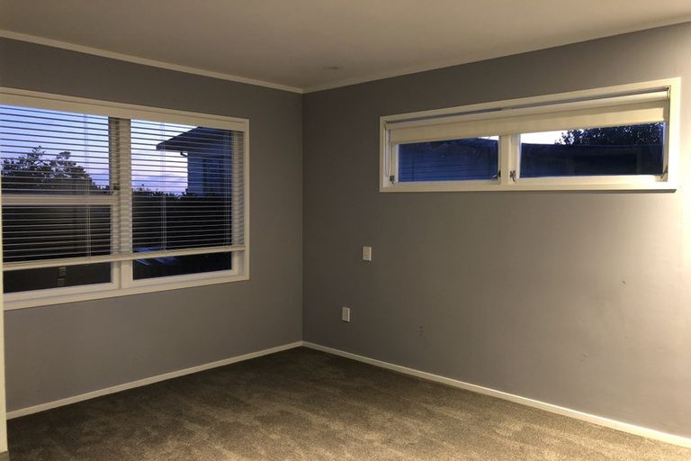 Photo of property in 17 Maugham Drive, Bucklands Beach, Auckland, 2014