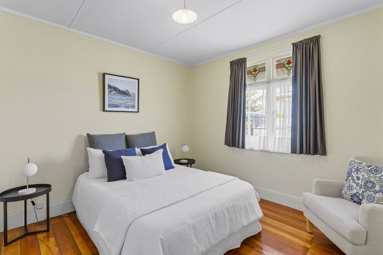 Photo of property in 106 Queen Street West, Levin, 5510