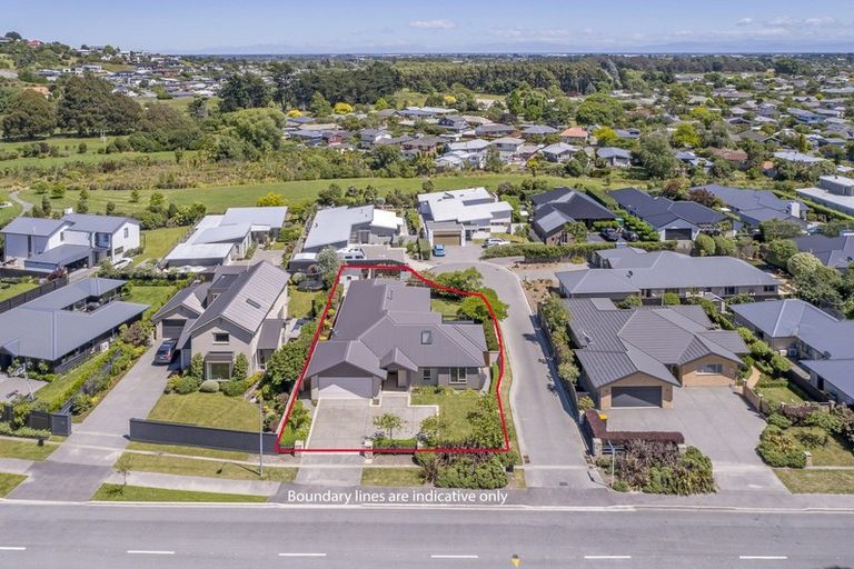 Photo of property in 40 Worsleys Road, Cracroft, Christchurch, 8025