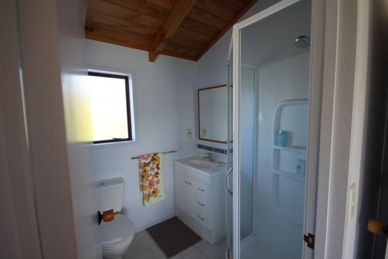 Photo of property in 15 Jubilee Drive, Pauanui, Hikuai, 3579