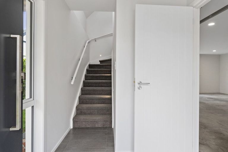 Photo of property in 28a Seine Road, Forrest Hill, Auckland, 0620