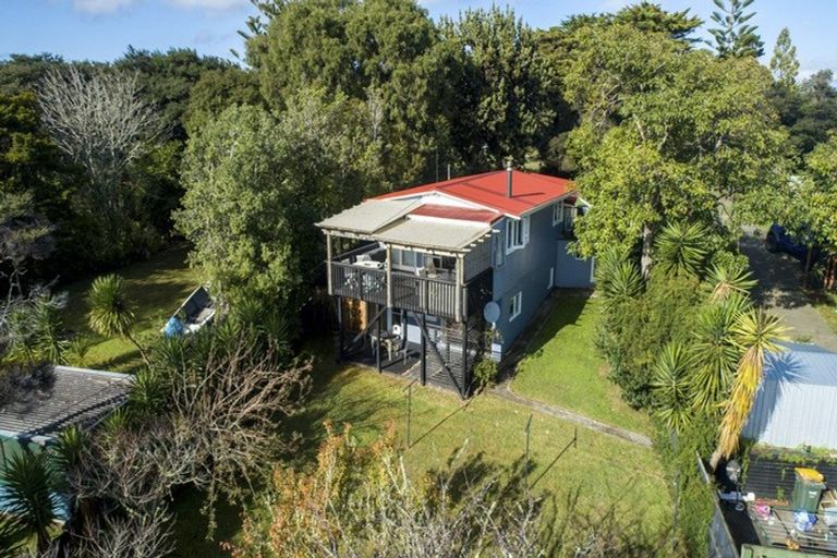 Photo of property in 51 James Mcleod Road, Shelly Beach, Helensville, 0874