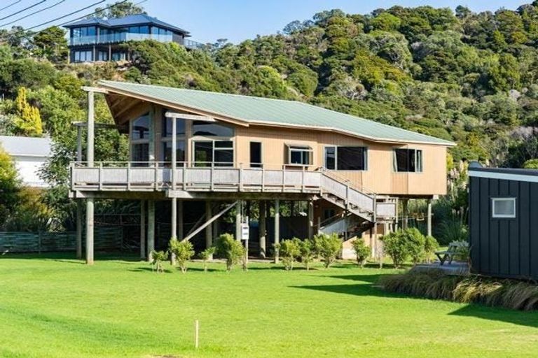 Photo of property in 27 Whangaumu Street, Tutukaka, Whangarei, 0173