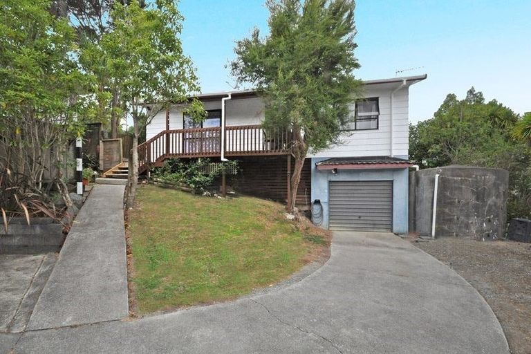 Photo of property in 8 Springtime Crescent, Stanmore Bay, Whangaparaoa, 0932