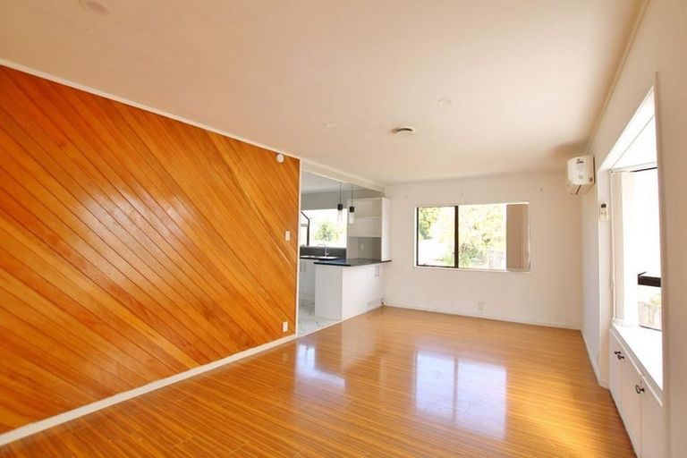 Photo of property in 3/101 Donovan Street, Blockhouse Bay, Auckland, 0600