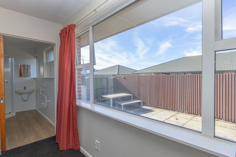 Photo of property in 3/45 Peverel Street, Riccarton, Christchurch, 8041