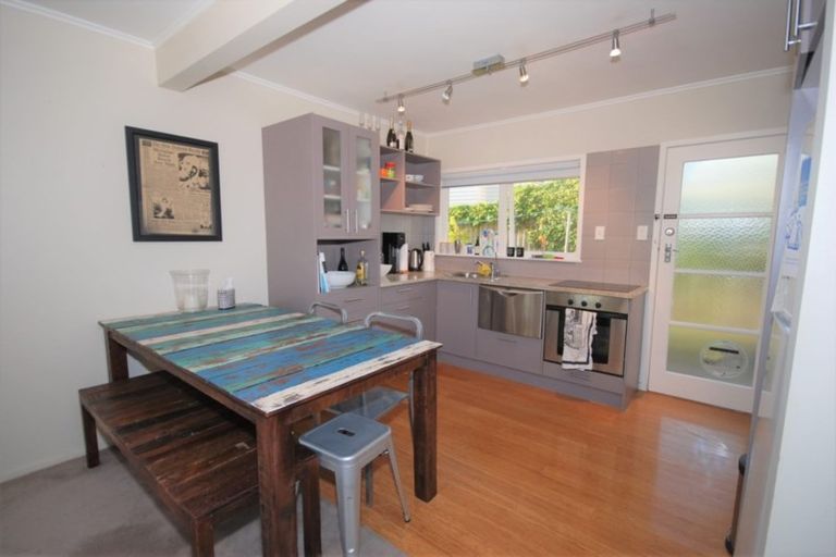 Photo of property in 3/40 Vauxhall Road, Devonport, Auckland, 0624