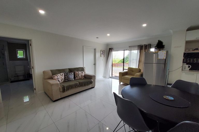 Photo of property in 17 Paulownia Place, Totara Heights, Auckland, 2105