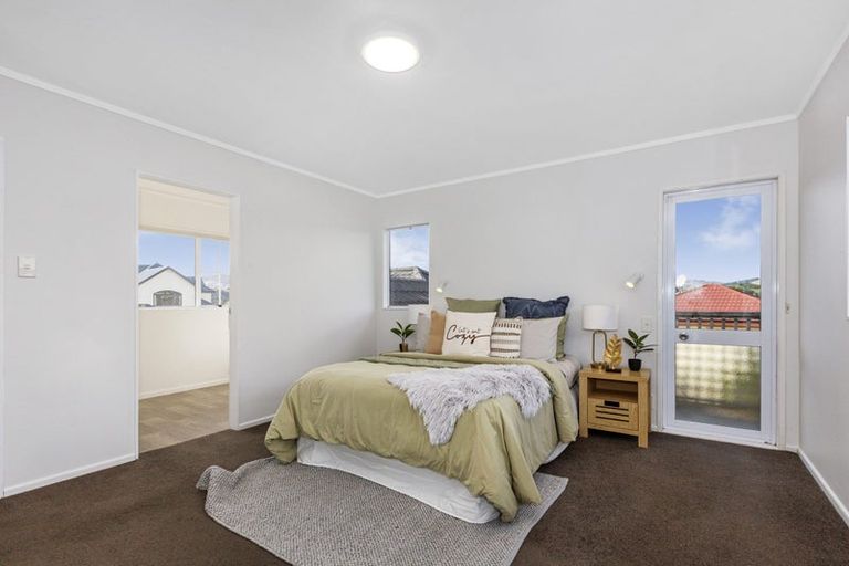 Photo of property in 44 Joseph Banks Drive, Whitby, Porirua, 5024