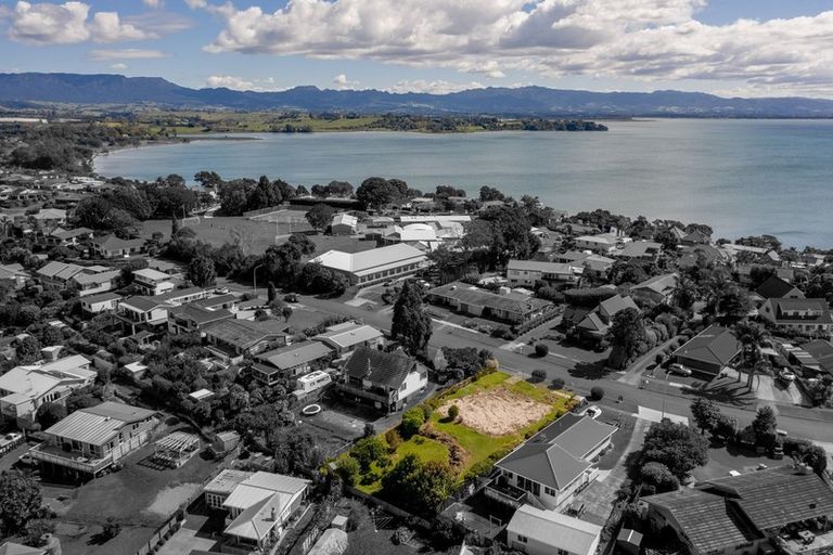 Photo of property in 37 Coppelia Avenue, Omokoroa, 3114