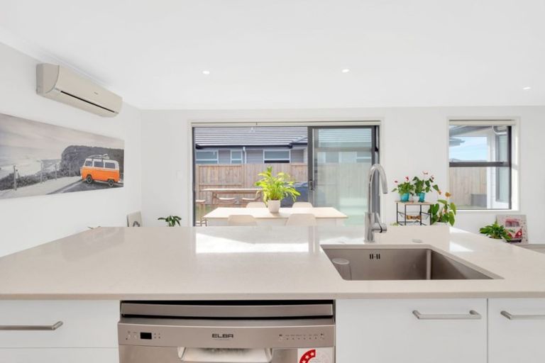 Photo of property in 19 Stevenson Drive, Papamoa, 3118