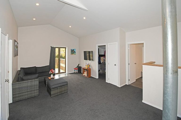 Photo of property in 17 Lupis Way, Kaiwaka, 0573