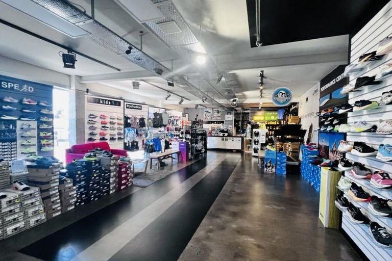 Photo of property in 24-25/66 Mount Eden Road, Mount Eden, Auckland, 1024