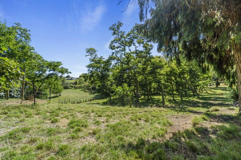 Photo of property in 1 Paratu Road, Richmond Downs, 3475