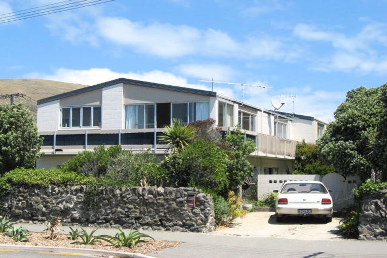 Photo of property in 90 Esplanade, Sumner, Christchurch, 8081