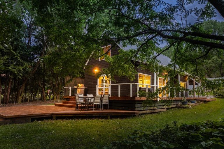 Photo of property in 298 Mangaone Road, Reikorangi, Waikanae, 5391