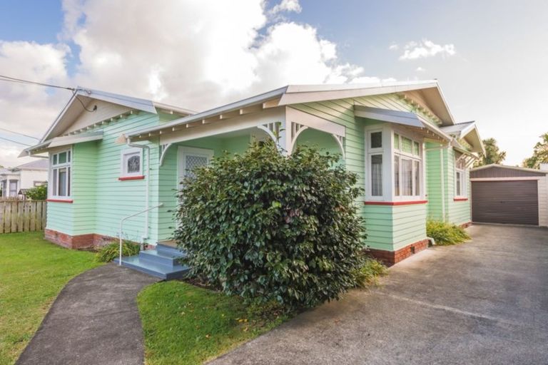 Photo of property in 28 Niblett Street, Whanganui, 4500