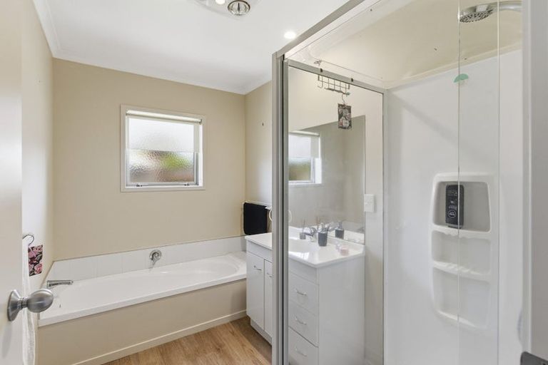 Photo of property in 5 Ahmad Close, Levin, 5510