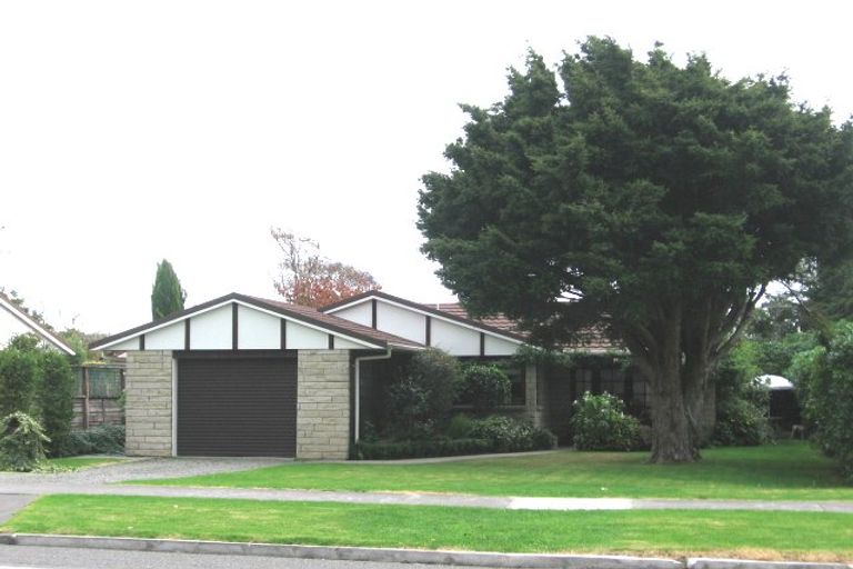 Photo of property in 68 Elizabeth Street, Waikanae, 5036