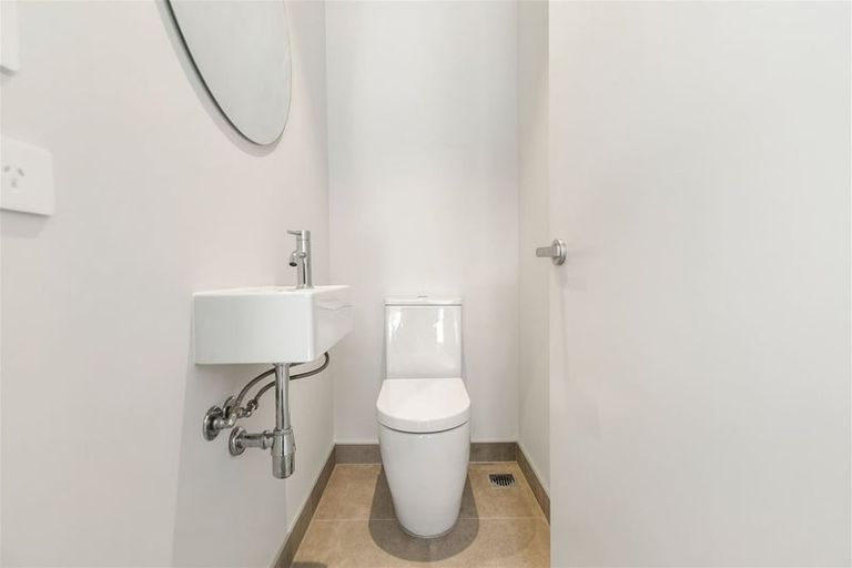 Photo of property in 2/2 Manning Street, Hamilton Central, Hamilton, 3204