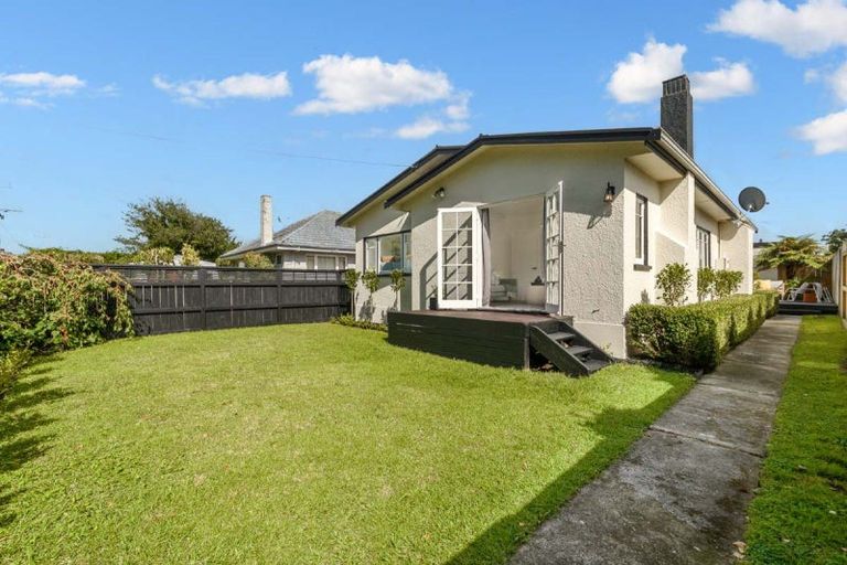 Photo of property in 521a Devonport Road, Tauranga South, Tauranga, 3112