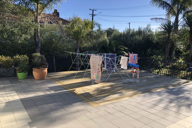 Photo of property in 44 Bleakhouse Road, Howick, Auckland, 2014