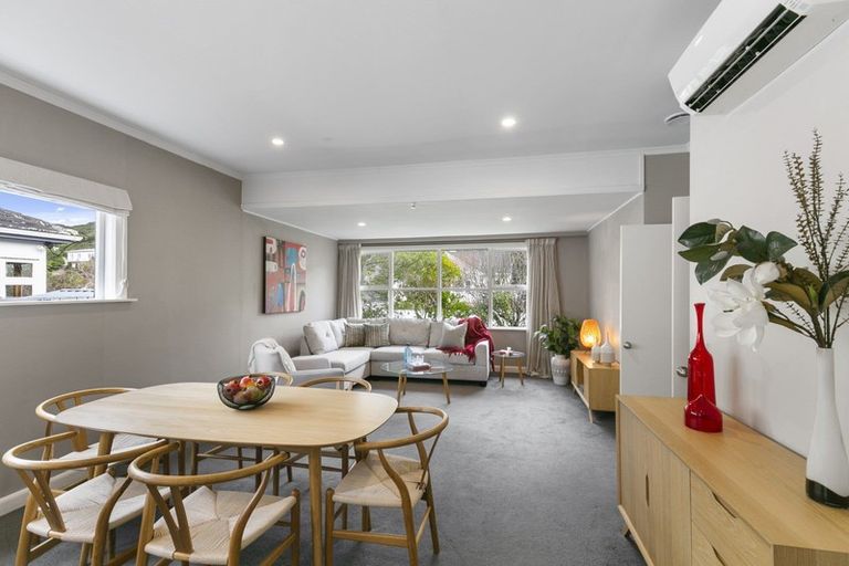 Photo of property in 15 Hathaway Avenue, Karori, Wellington, 6012