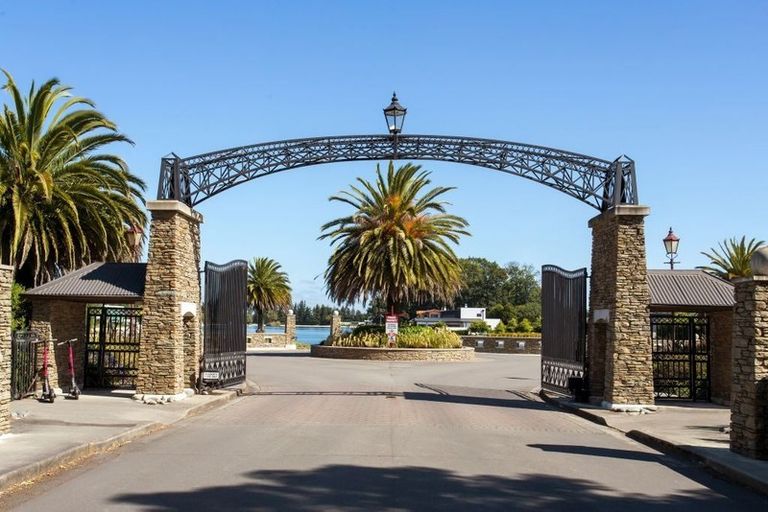 Photo of property in 23 Palmview Drive, Rangiora, 7400