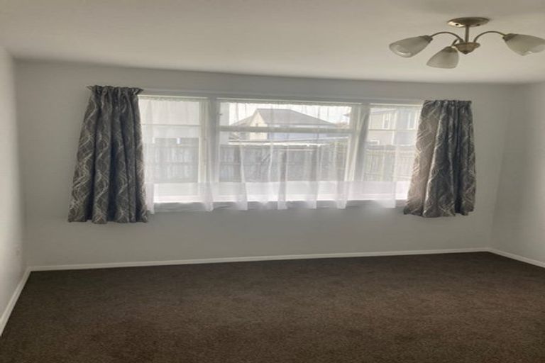 Photo of property in 940 Colombo Street, St Albans, Christchurch, 8014