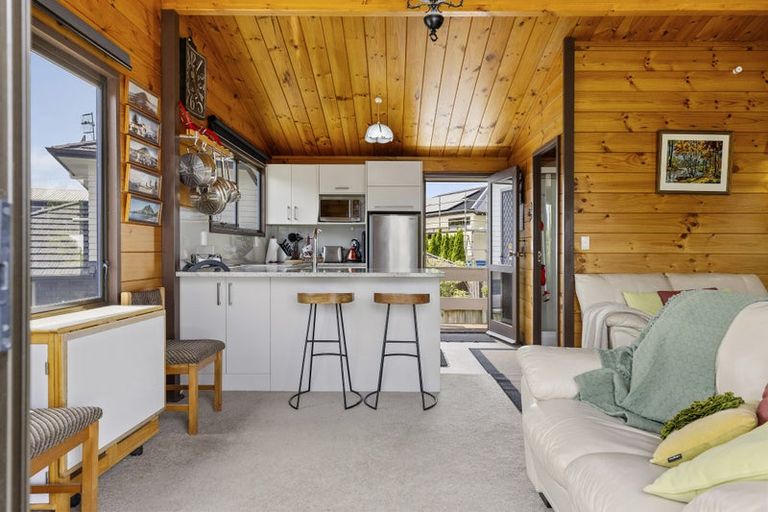 Photo of property in 21 Tui Street, Taupo, 3330