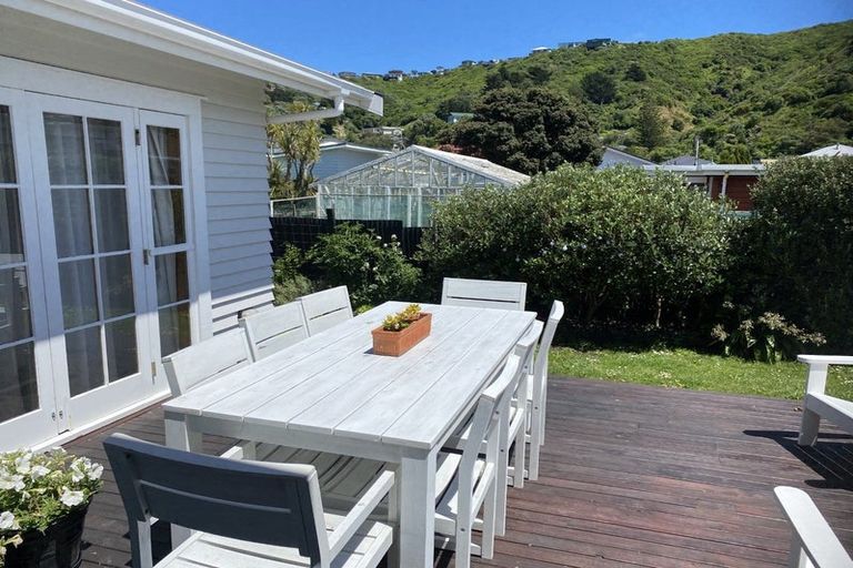 Photo of property in 224 The Parade, Island Bay, Wellington, 6023