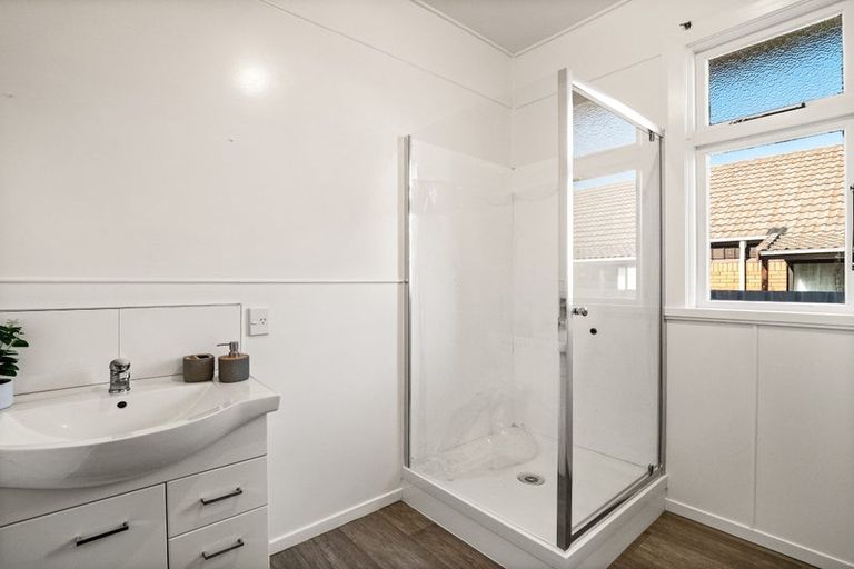 Photo of property in 56 Gordon Road, Mosgiel, 9024