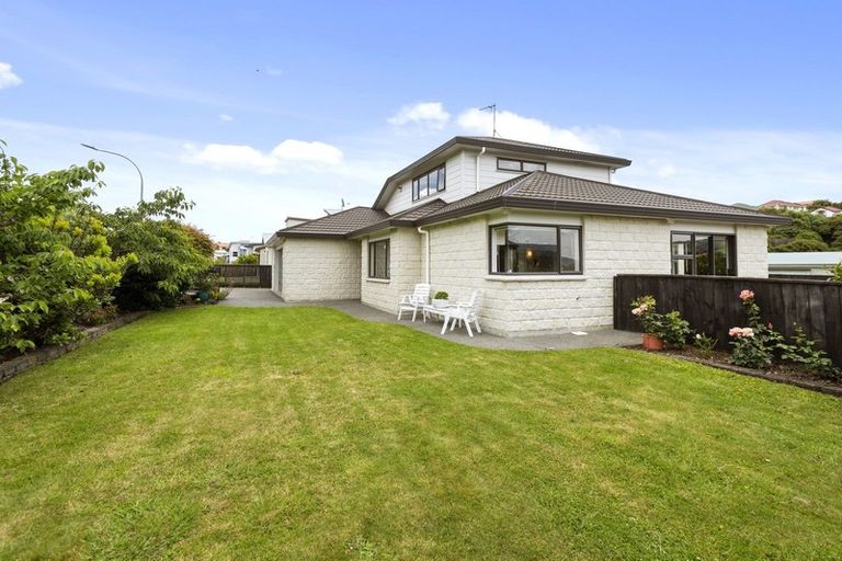 Photo of property in 40 Navigation Drive, Whitby, Porirua, 5024