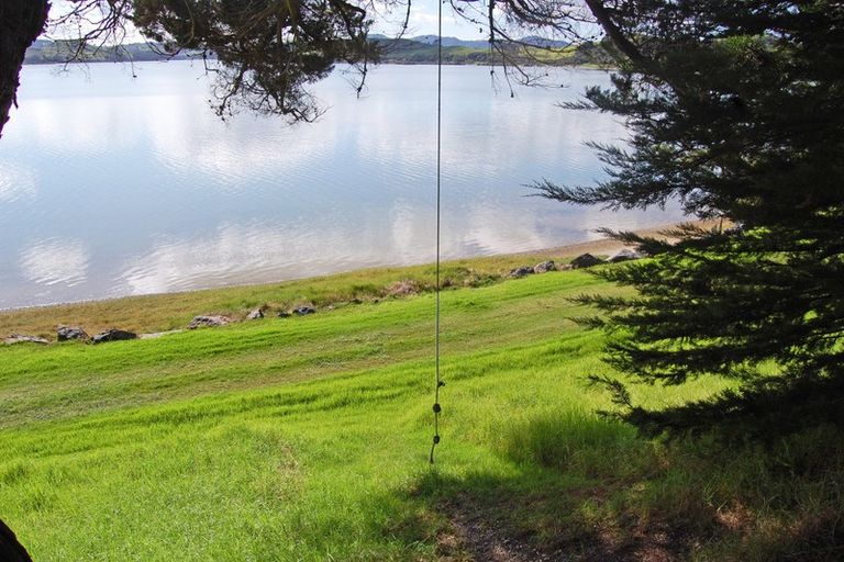 Photo of property in 18a Salt River View Road, Kaiwaka, 0573