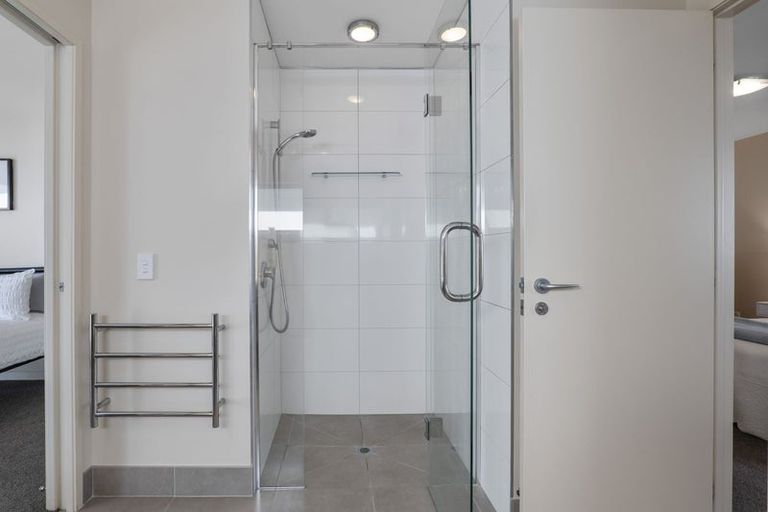 Photo of property in 4a Dawson Street, New Plymouth, 4310