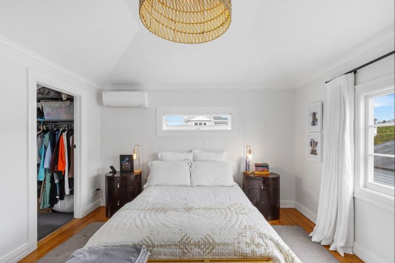 Photo of property in 11 Colenso Avenue, Hospital Hill, Napier, 4110