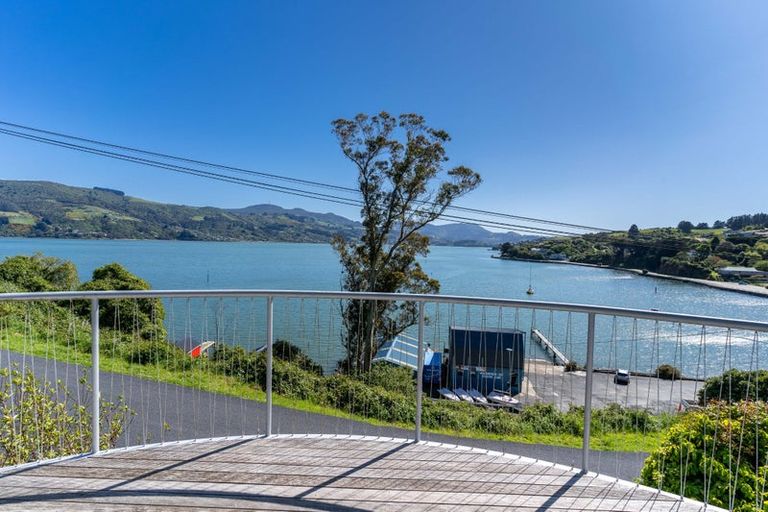 Photo of property in 40 Marine Parade, Macandrew Bay, Dunedin, 9014