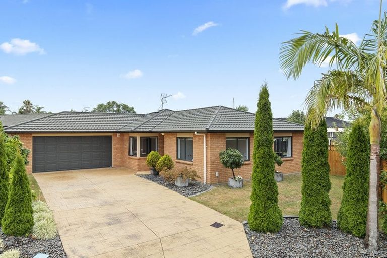 Photo of property in 7 Halstead Place, Huntington Park, Auckland, 2013