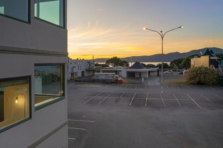 Photo of property in 1e/25 Maclean Street, Paraparaumu Beach, Paraparaumu, 5032