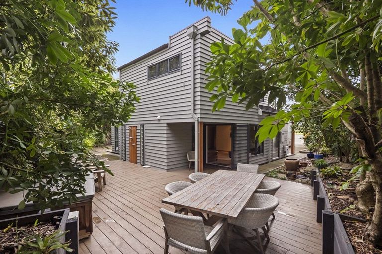 Photo of property in 314b Papamoa Beach Road, Papamoa Beach, Papamoa, 3118