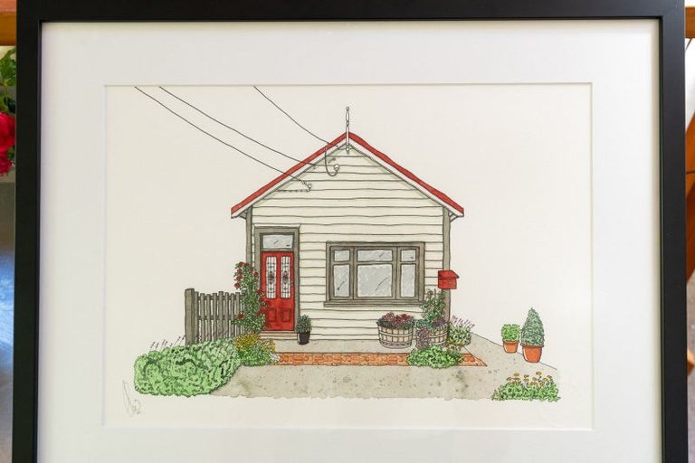 Photo of property in 19 Moir Street, Mount Victoria, Wellington, 6011