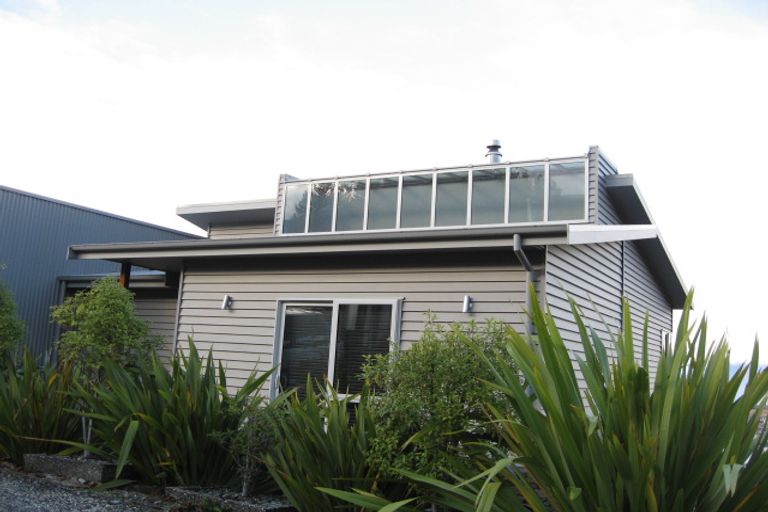 Photo of property in 7 Stone Ridge Place, Queenstown, 9300