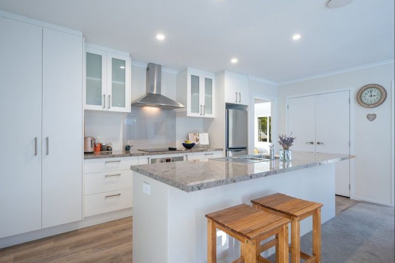 Photo of property in 35 Youngberry Drive, Richmond, 7020