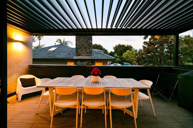 Photo of property in 1/279 Lake Road, Belmont, Auckland, 0622