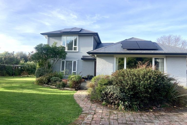 Photo of property in 15 Centaurus Road, Cashmere, Christchurch, 8022