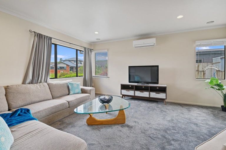 Photo of property in 7 Bullmore Place, Pukehangi, Rotorua, 3015