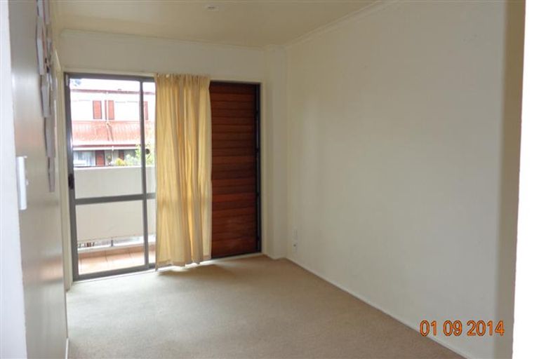 Photo of property in 3c/30 Westward Ho, Glen Eden, Auckland, 0602