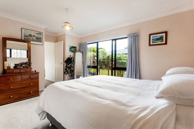 Photo of property in 11 Cherrywood Street, Pukete, Hamilton, 3200