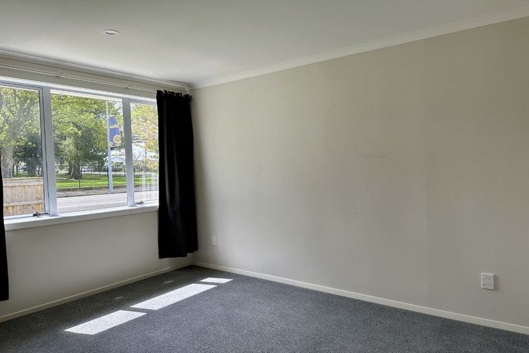 Photo of property in 102 Vogel Street, Woodville, 4920